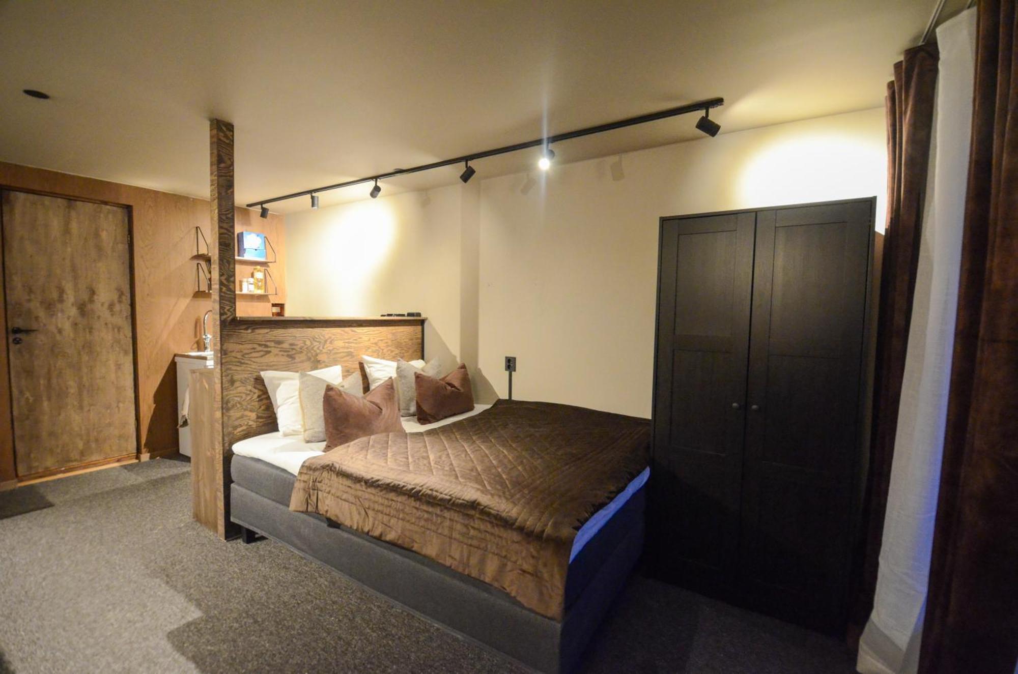 Steam Pier Apartment Kvaloya Bilik gambar